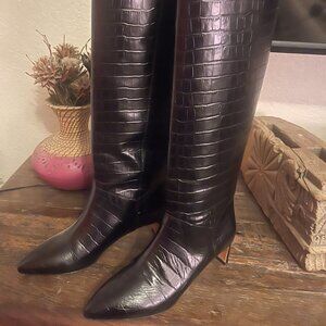 Emerson Fry Croc Lou Walking Boot     Size 39   Fits US size 8